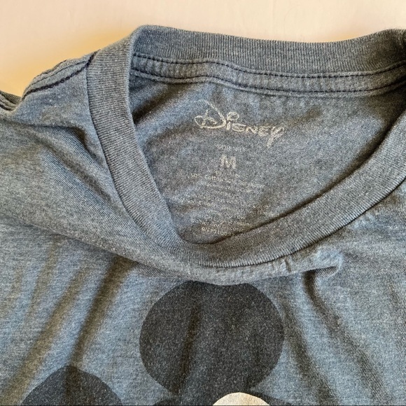 Disney Mickey Mouse blue t shirt short sleeve Size medium - Picture 4 of 9